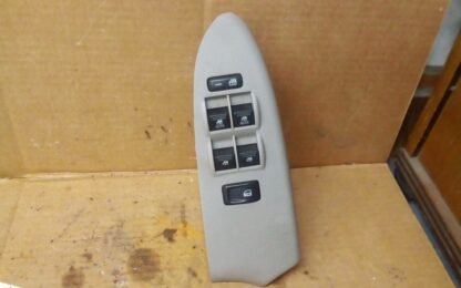 2006 CHEVROLET TRAILBLAZER FRONT DOOR SWITCH LEFT DRIVER'S MASTER, W O HEATED SEATS