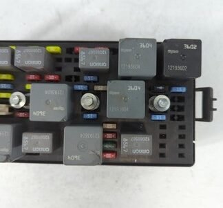 Caja de fusibles | 2003 SATURN VUE FUSE BOX ENGINE 2.2L